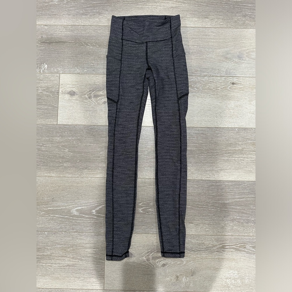 Lululemon SPEED UP TIGHT heather gray pants w/ pockets -Gently Used- Size 2
